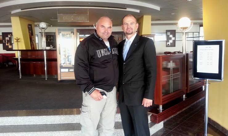 ŽELEZNÝ ZEKON V HOTELU ČERNIGOV